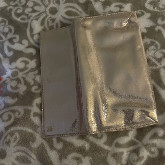 Victoria secret shiny wallet - Picture 4 of 4